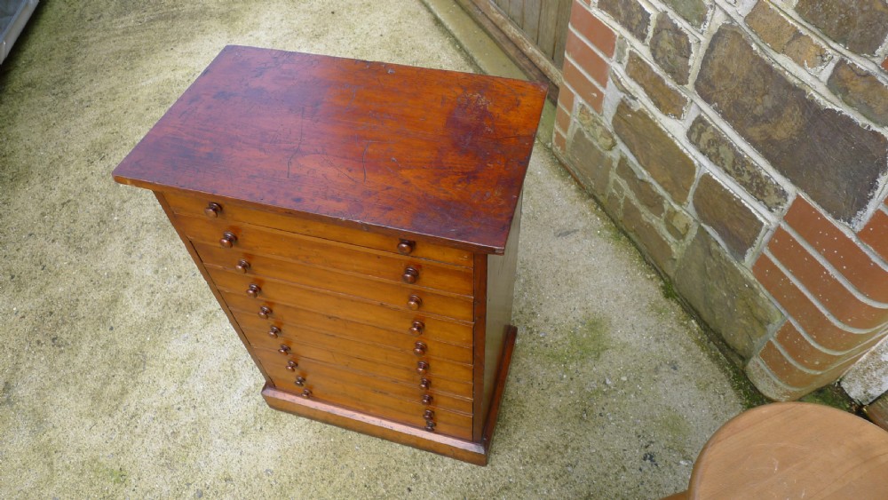 A GOOD AND HIGHLY VERSATILE 10 DRAWER COLLECTORS VICTORIAN CABINET IN STAINED AND POLISHED DEAL. CIRCA 1890. View X
