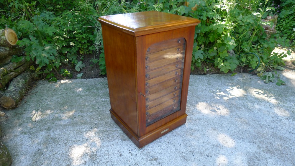 A GOOD MAHOGANY 12 DRAWER COLLECTORS CABINET BY WATKINS & DONCASTER LATE OF THE EMMINENT ENTOMOLOGIST P.W.CRIBB. View III