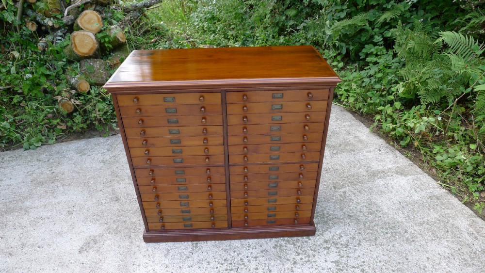 A GOOD 30 DRAWER COLLECTORS CABINET BY J.T.CROCKETT,CAVENDISH SQUARE, LONDON. CONTINENTAL DEPTH DRAWERS. CIRCA 1890 View VI