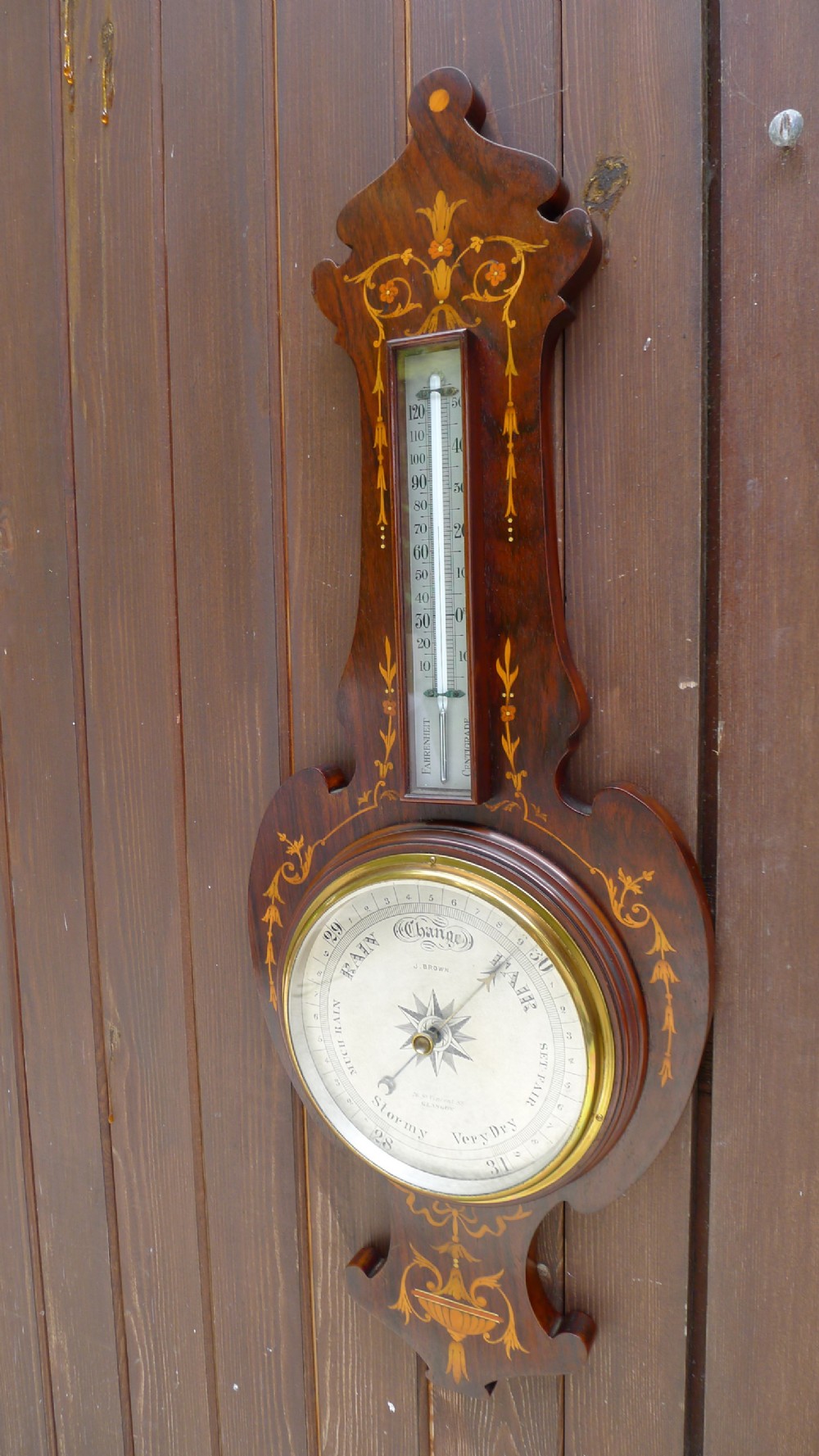 A BEAUTIFUL ART NOUVEAU WALL HANGING ANEROID WHEEL BAROMETER CIRCA 1895. View II