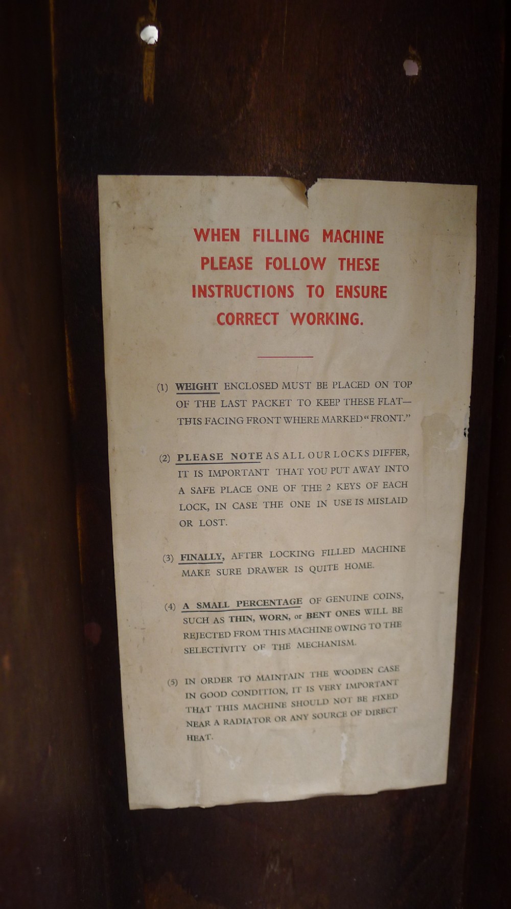 A 'WILD WOODBINE' CIGARETTE VENDING MACHINE IN FULL WORKING ORDER. CIRCA 1930. 3d A PACKET COMPLETE WITH OLD PENNIES!  View VIII