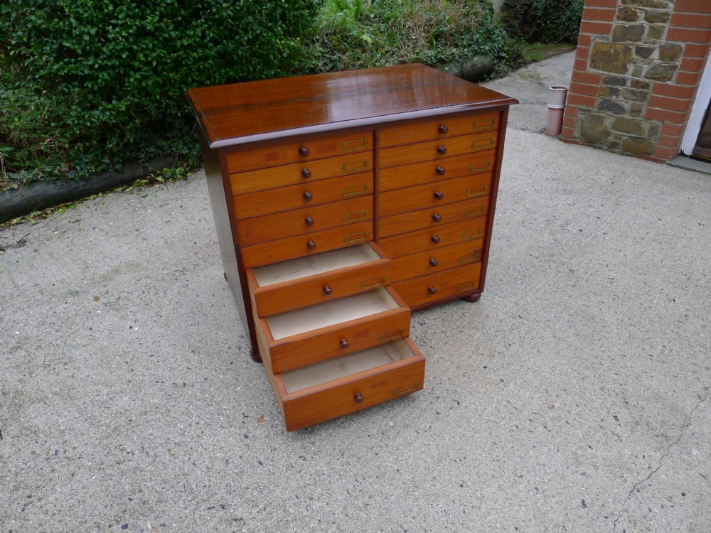 A FINE VICTORIAN DEAL & MAHOGANY GRADUATED COLLECTORS CABINET. CIRCA 1870.