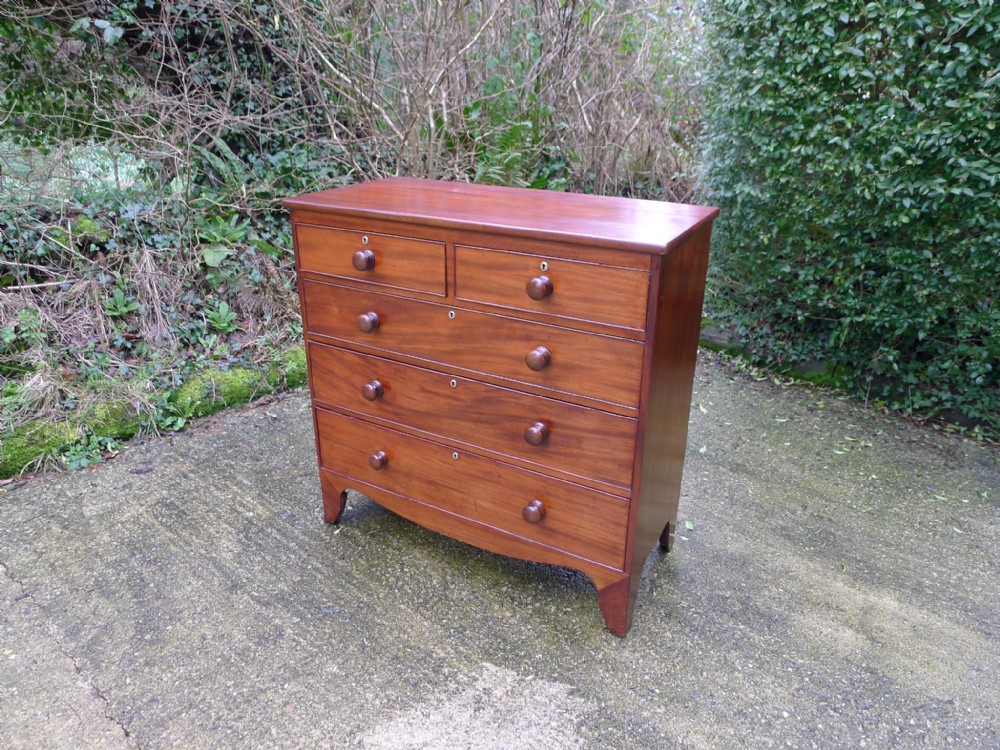 A GOOD HONDURAS MAHOGANY CHEST OF DRAWERS CIRCA 1850