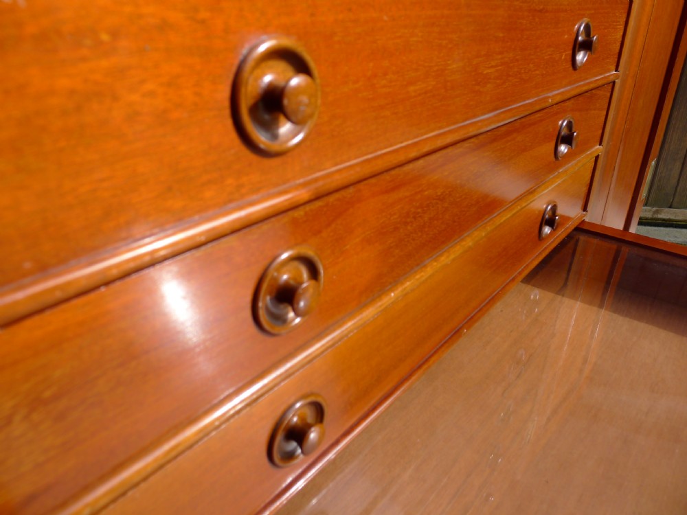 AN EXCELLENT VICTORIAN MAHOGANY COLLECTORS CABINET CIRCA 1880. View IV
