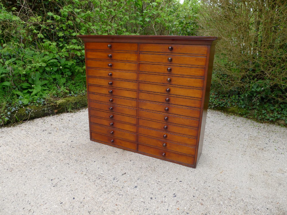 EX CAMBRIDGE UNIVERSITY GEOLOGY 24 DRAWER GEOLOGY COLLECTORS CABINET. CIRCA 1870. View III