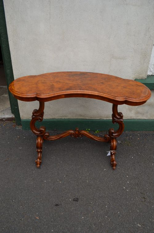 VICTORIAN BURRWALNUT SIDE TABLE - ADDITIONAL PHOTO 4