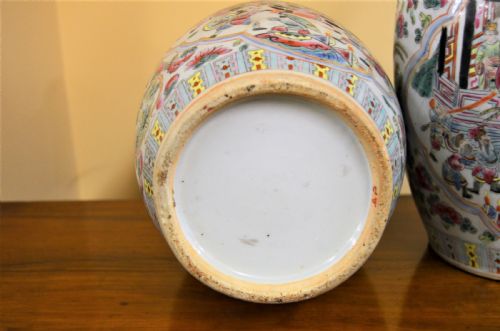 PAIR OF 19TH CENTURY CHINESE VASES - ADDITIONAL PHOTO 5