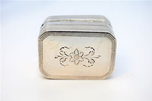 GEORGIAN SILVER NUTMEG GRATER - ADDITIONAL PHOTO 3