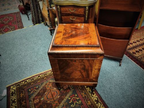 GEORGIAN MAHOGANY CELLARETTE BOX - ADDITIONAL PHOTO 4