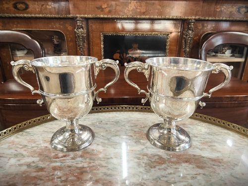PAIR OF 18TH CENTURY IRISH SILVER CUPS - ADDITIONAL PHOTO 1