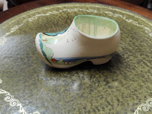 CLARICE CLIFF PORCELAIN - ADDITIONAL PHOTO 1