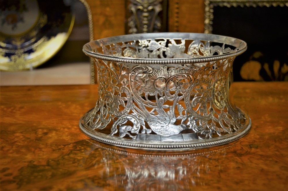 Silver dish ring (london) View II