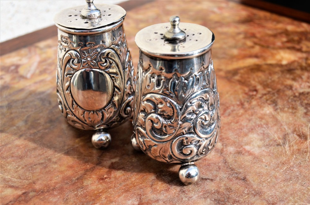 Pair of silver victorian salt & pepper pots View III