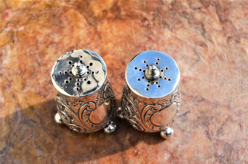 Pair of silver victorian salt & pepper pots View IV