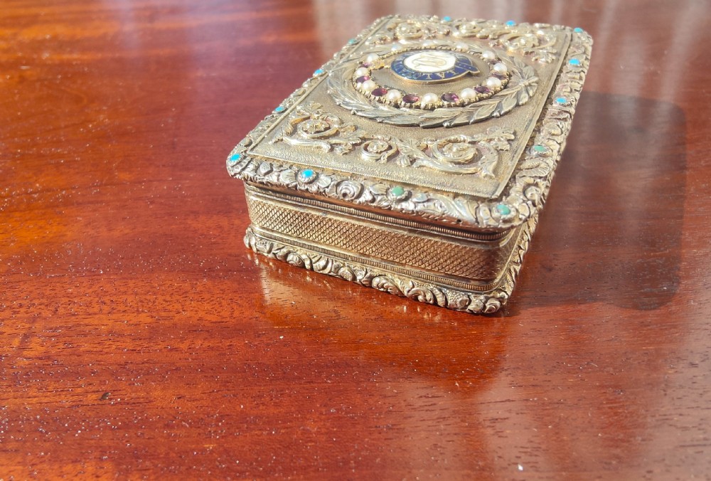 Georgian irish silver snuff box View III