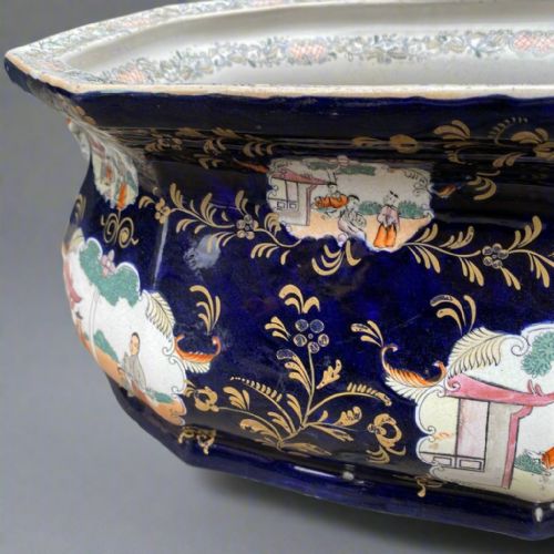 MASON IRONSTONE CHINOISERIE FOOTBATH WITH CHINESE SCENES CIRCA 1840 - ADDITIONAL PHOTO 1