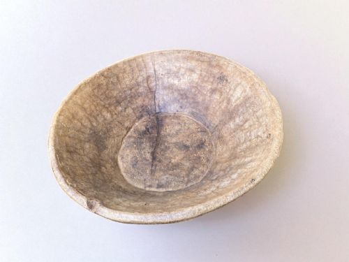 LARGE 19TH CENTURY SYCAMORE WOODEN BOWL - ADDITIONAL PHOTO 1