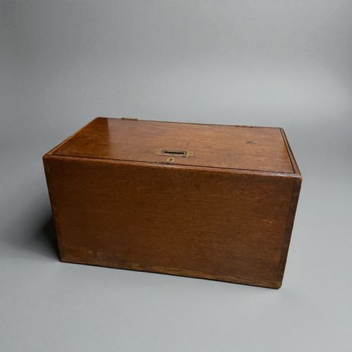 VICTORIAN MILITARY CAMPAIGN TRUNK - ADDITIONAL PHOTO 1