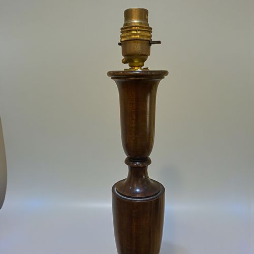 EARLY 20TH CENTURY MAHOGANY FLOOR LAMP - ADDITIONAL PHOTO 1