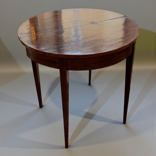 SMALL GEORGIAN DEMILUNE TABLE - ADDITIONAL PHOTO 4