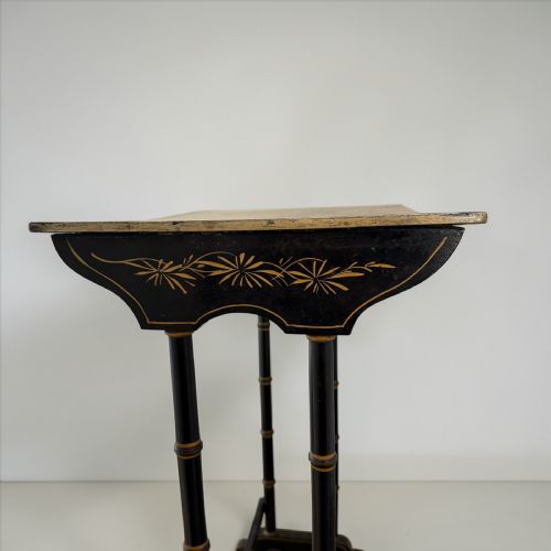 CHINOISERIE NEST OF THREE TABLES CIRCA 1910 - ADDITIONAL PHOTO 4