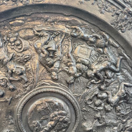 GRAND TOUR STYLE CAST IRON CHARGER CIRCA 1890 - ADDITIONAL PHOTO 1