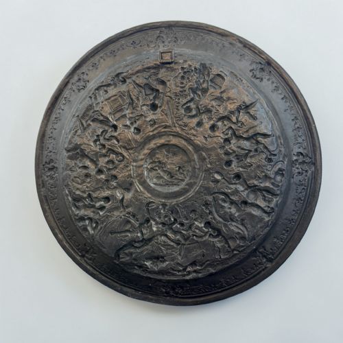 GRAND TOUR STYLE CAST IRON CHARGER CIRCA 1890 - ADDITIONAL PHOTO 3