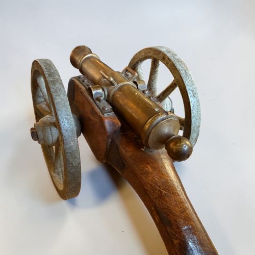 19TH CENTURY FRENCH TABLE CANNON CIRCA 18601880 - ADDITIONAL PHOTO 3