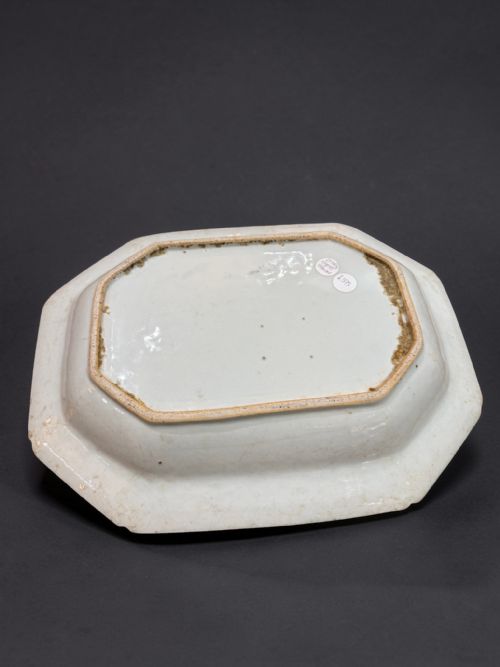 18TH CENTURY CHINESE EXPORT PLATTER - ADDITIONAL PHOTO 2