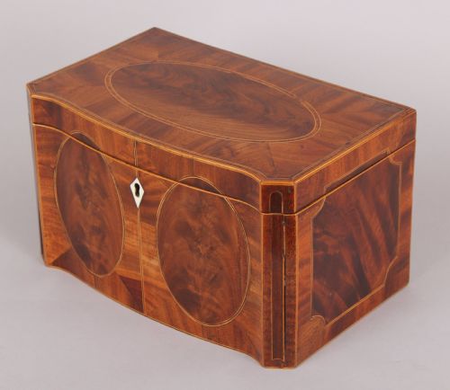 Fine George III Period Serpentine-fronted Mahogany Tea-caddy