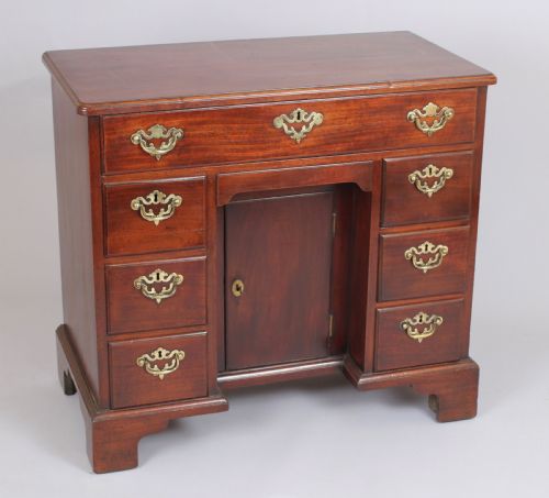 George II Period Mahogany Kneehole Dressing-table