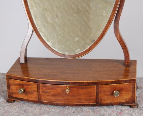 fig 1. George III period mahogany toilet-mirror of a classic Hepplewhite style
