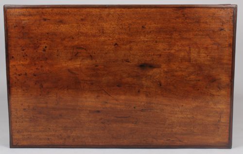 VERY FINE GEORGE III PERIOD MAHOGANY SILVER TABLE - ADDITIONAL PHOTO 4