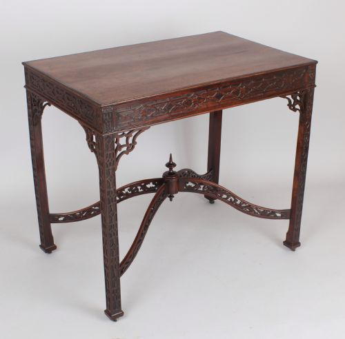 VERY FINE GEORGE III PERIOD MAHOGANY SILVER TABLE - ADDITIONAL PHOTO 5