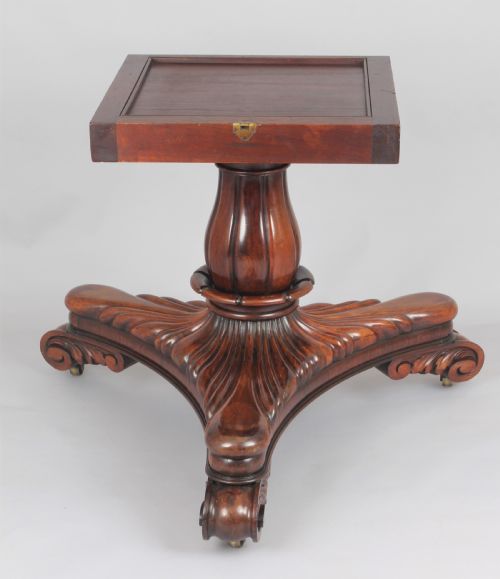 fig 1. Fine William IV period rosewood pedestal table