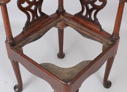 fig 1. A fine George II 'red walnut' corner chair