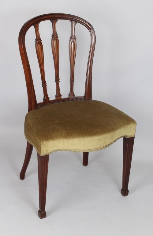 fig 1. Set of eight George III style mahogany dining-chairs of fine quality and in the manner of Gillows of Lancaster