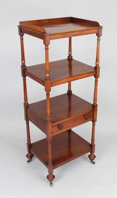 Early 19th Century Mahogany Whatnot with Four Tiers