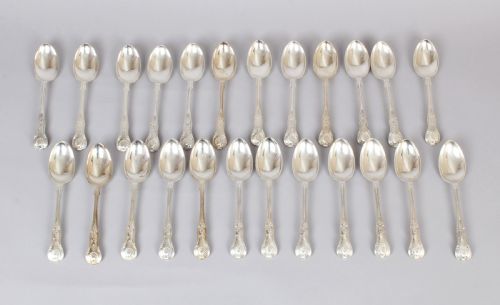 fig 2. A very fine and substantial Edwardian Kings Honeysuckle pattern cutlery service for 24 people