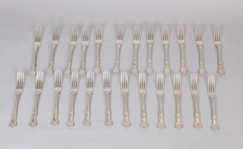 fig 3. A very fine and substantial Edwardian Kings Honeysuckle pattern cutlery service for 24 people