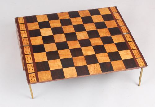A MOST UNUSUAL EARLY VICTORIAN GAMES COMPENDIUM IN ROSEWOOD - ADDITIONAL PHOTO 6