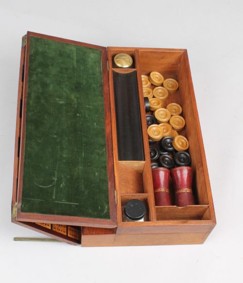 A MOST UNUSUAL EARLY VICTORIAN GAMES COMPENDIUM IN ROSEWOOD - ADDITIONAL PHOTO 10