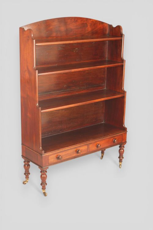 Mahogany Set of Open Graduated Waterfall Bookshelves
