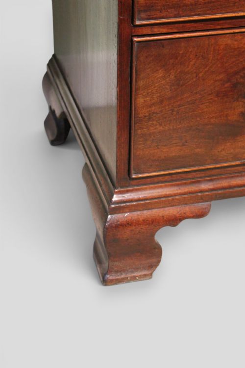 A FINE MAHOGANY TALLBOY - ADDITIONAL PHOTO 3