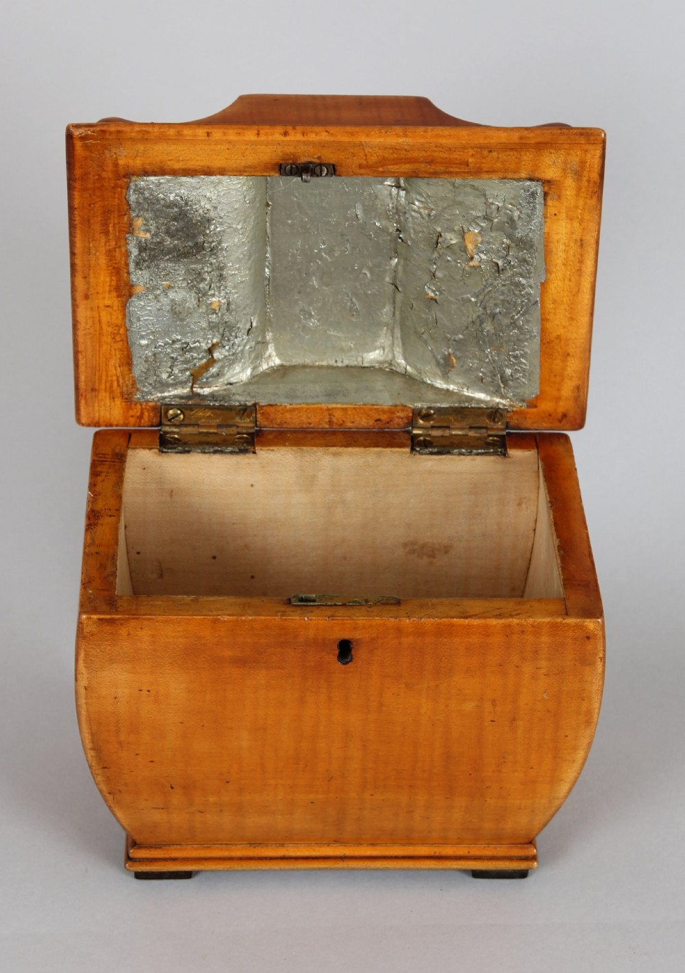 Biedermeier tea-caddy

Biedermeier tea-caddy
Biedermeier Tea-caddy
 View II
