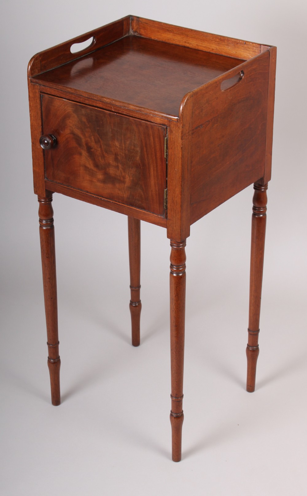 Early 19th Century Mahogany Bedside Pot-cupboard  View III