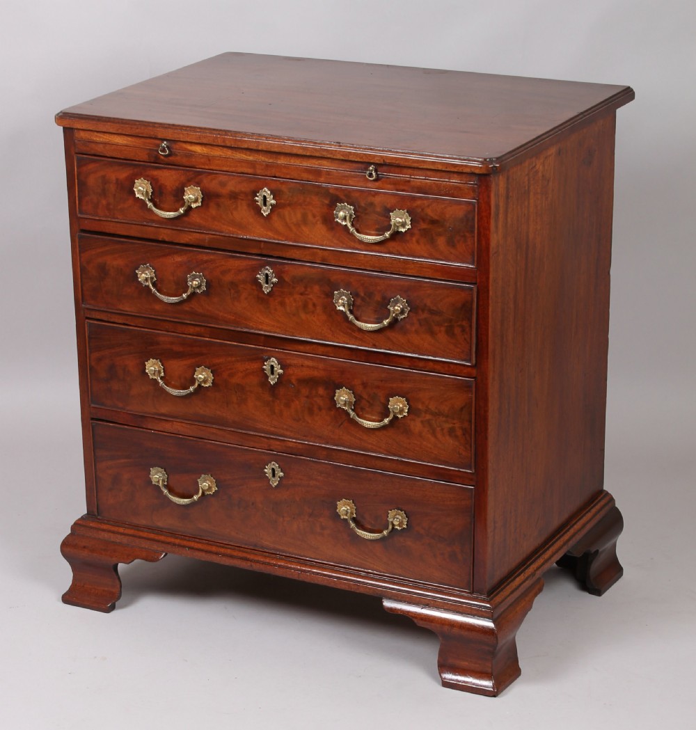 Fine George III Period Mahogany Chest-of-drawers of unusually small proportions  View III