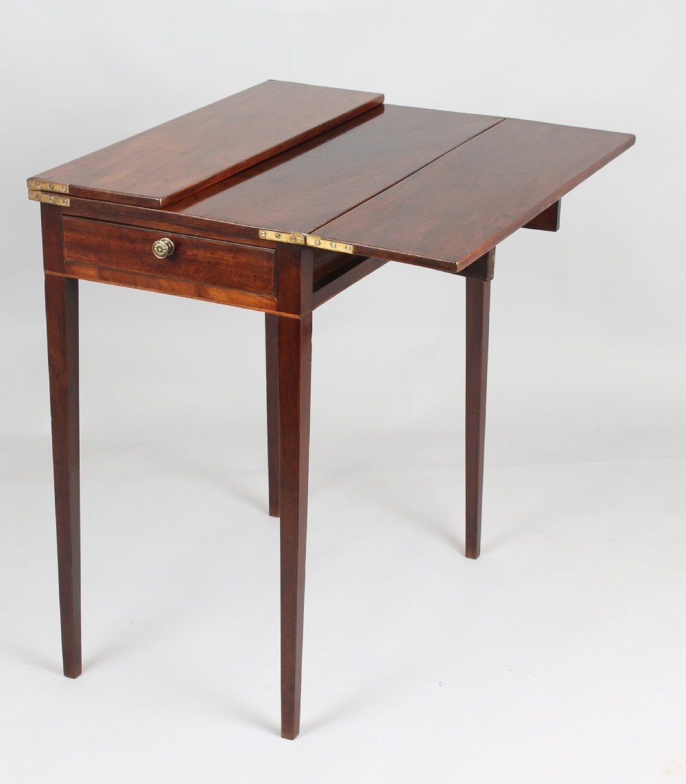 Unusual George III period mahogany flap-top 'patience' occasional-table View IV