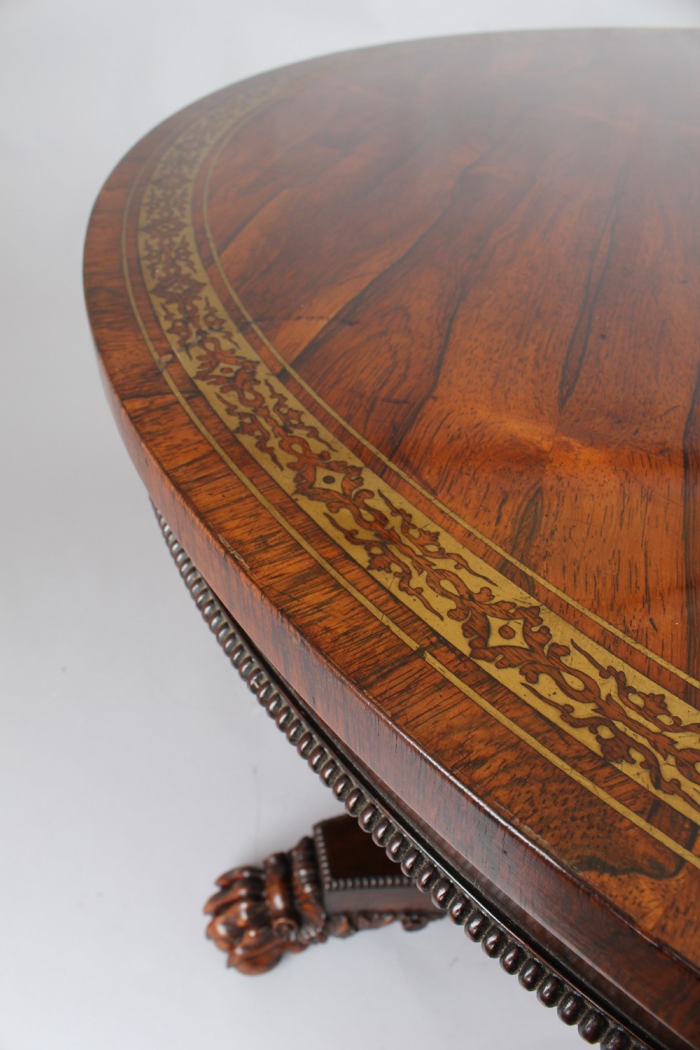 Fine and classic Regency rosewood pedestal table in the manner of Gillows of Lancaster View II
