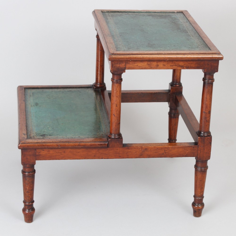 Early 19th century mahogany bed-steps View III